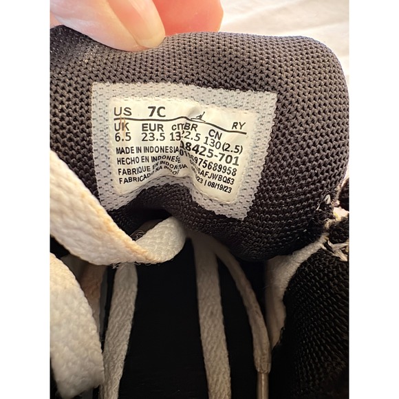 Kids Jordan‎ 1 Mid Toddler Shoes Yellow Black White Size 7C - Picture 6 of 8